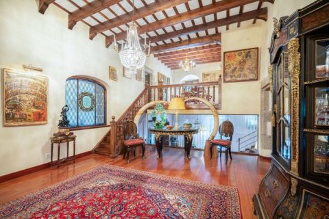 700-year old mansion is for sale in Barcelona
